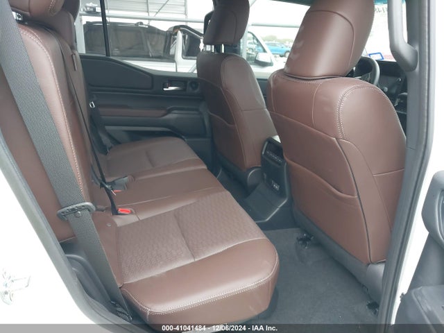JTEABFAJXRK003591 Toyota Land Cruiser