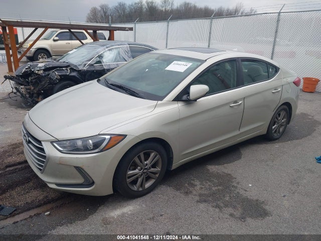 Hyundai Elantra Value Edition 2017 5NPD84LF7HH190346 Image 2