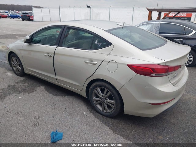 Hyundai Elantra Value Edition 2017 5NPD84LF7HH190346 Image 3