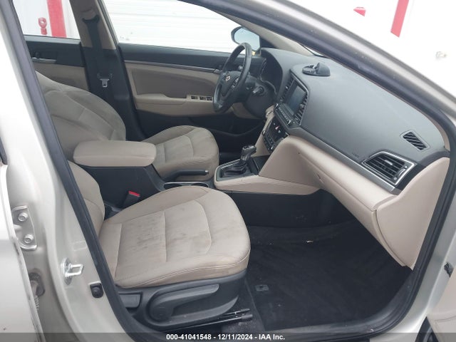 Hyundai Elantra Value Edition 2017 5NPD84LF7HH190346 Image 5