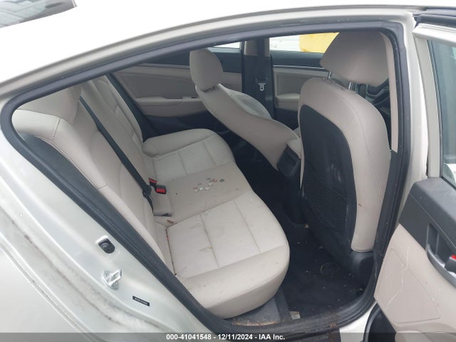 Hyundai Elantra Value Edition 2017 5NPD84LF7HH190346 Image 8