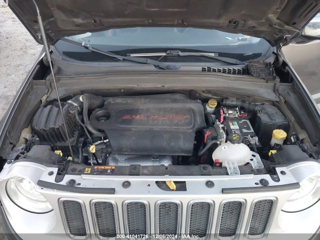 ZACCJADT2GPC77449 Jeep Renegade Limited