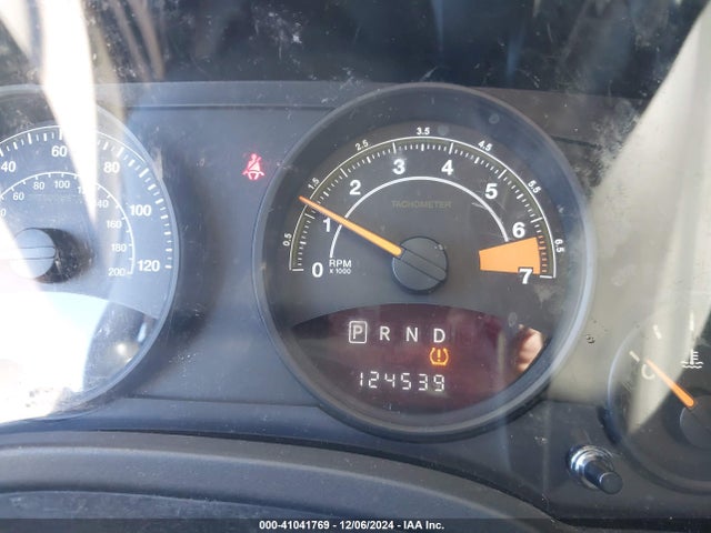 1C4NJCBBXFD335917 Jeep Compass Sport