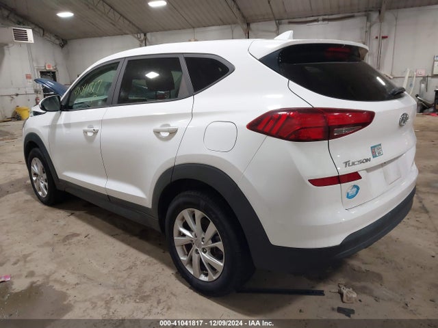 Hyundai TUCSON SE 2019 KM8J2CA40KU880299 Image 3