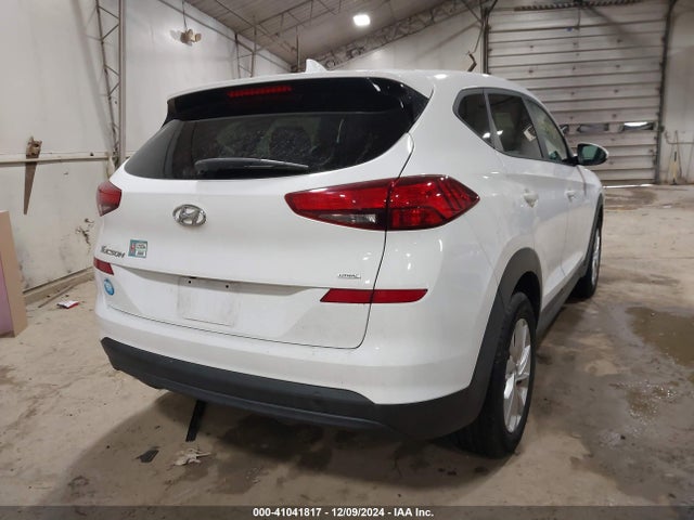 Hyundai TUCSON SE 2019 KM8J2CA40KU880299 Image 4