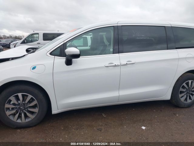2C4RC1L72PR554346 Chrysler Pacifica Hybrid Touring L