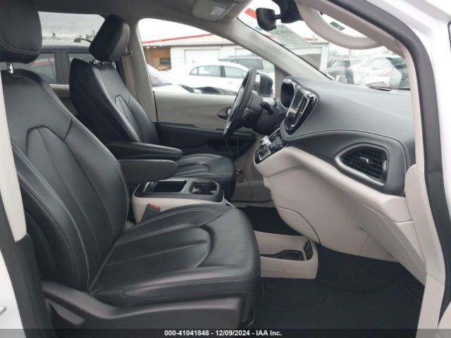 2C4RC1L72PR554346 Chrysler Pacifica Hybrid Touring L