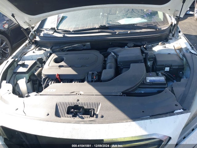 Hyundai SONATA SE 2015 5NPE24AF2FH187781 Image 10