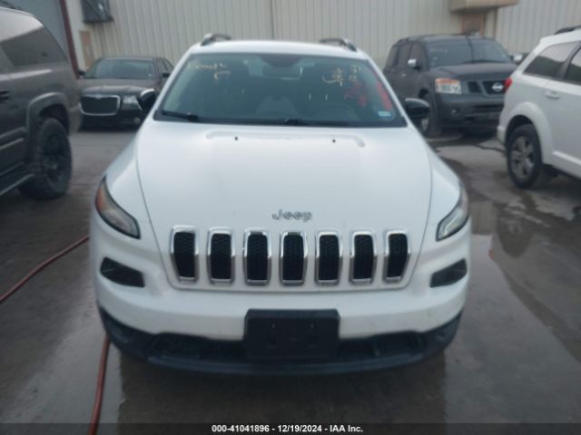 1C4PJLAB3FW684223 Jeep Cherokee Sport