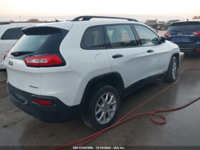1C4PJLAB3FW684223 Jeep Cherokee Sport