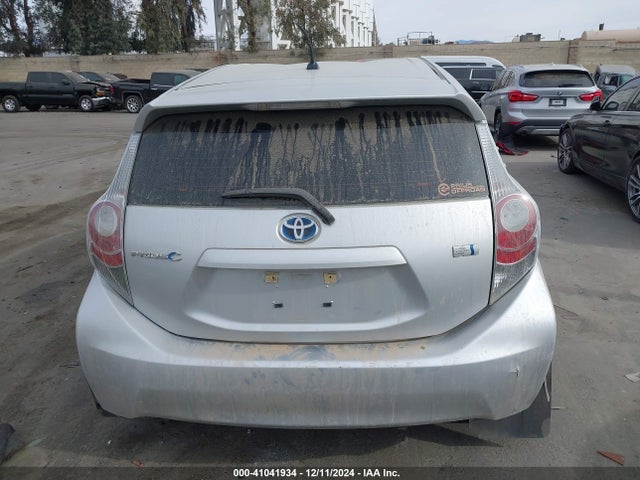Toyota Prius C Two 2014 JTDKDTB38E1569377 Image 16