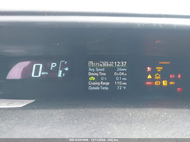 JTDKDTB38E1569377 Toyota Prius C Two