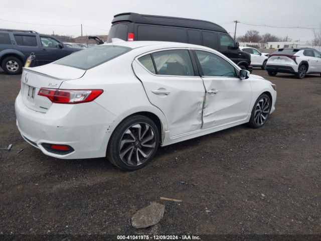19UDE2F46JA002678 Acura Ilx Special Edition