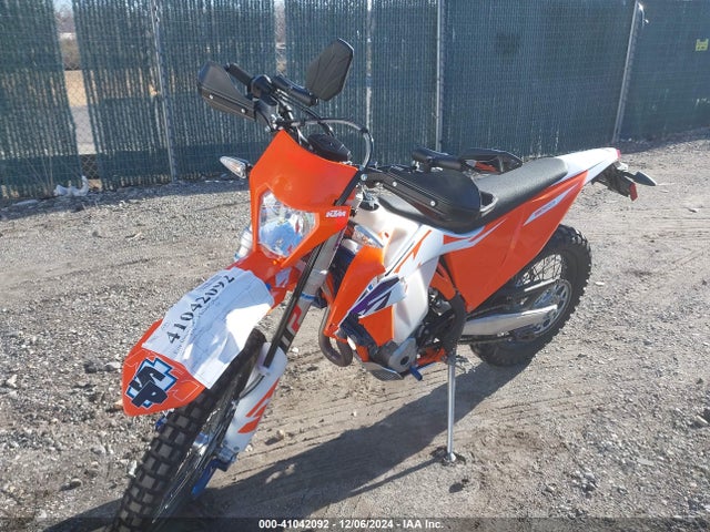 KTM Street Legal Enduro 2023 VBKEXG408PM269417 main image