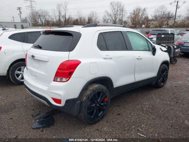 KL7CJPSB0MB317401 Chevrolet Trax Awd Lt