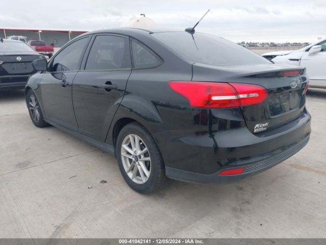 1FADP3F27JL255161 Ford FOCUS SE