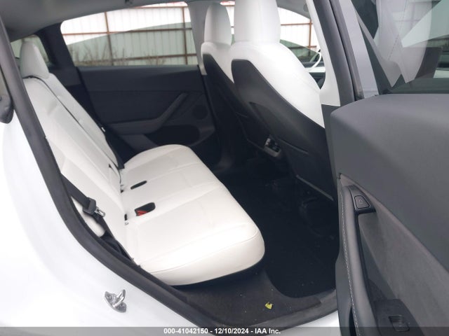 2024 TESLA MODEL Y 7SAYGDEE9RF072391 Photo 7
