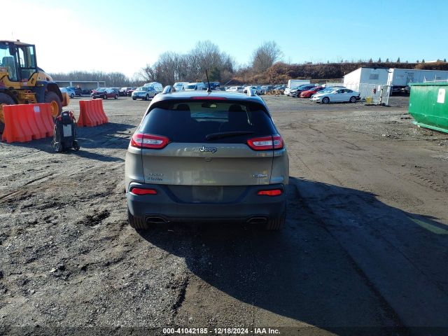 1C4PJMCS6HW509910 Jeep Cherokee Latitude 4x4
