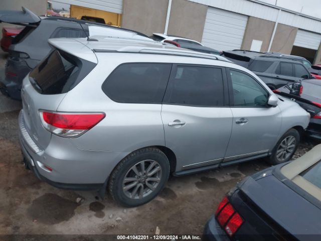 5N1AR2MN6GC613613 Nissan Pathfinder Sl