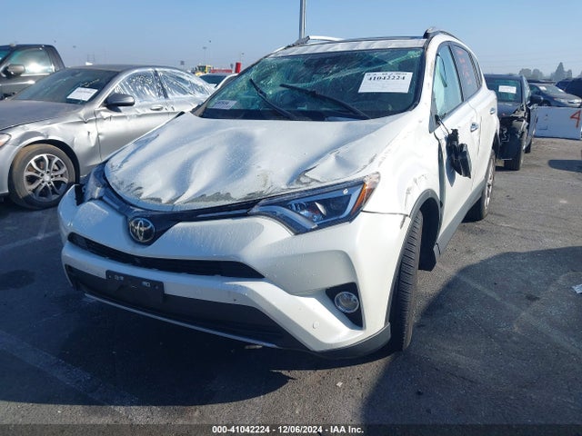2T3YFREV3JW439510 Toyota Rav4 Limited/platinum
