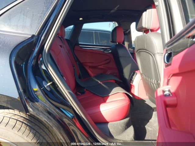 WP1AA2A58RLB16998 Porsche Macan T