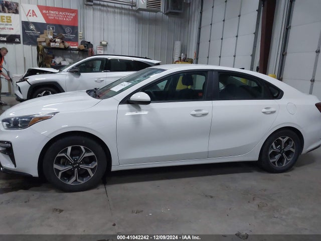 KIA Forte Lxs 2021 3KPF24AD7ME266786 Image 14