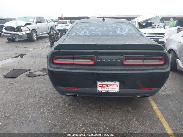 Dodge Challenger Sxt 2018 2C3CDZAG0JH246159 Image 16