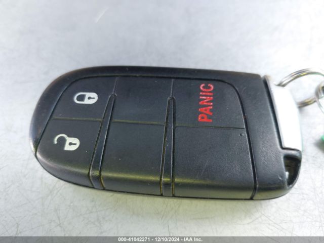 1C4RJEAG2FC944368 Jeep Grand Cherokee Laredo