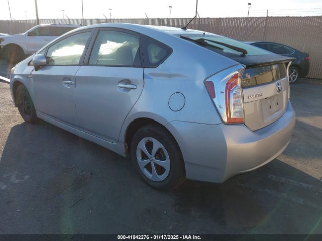 JTDKN3DU5F0483728 Toyota Prius Two