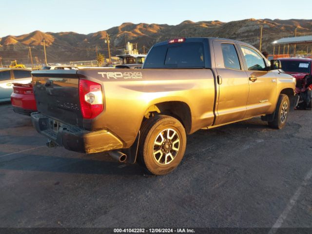 5TFUY5F14JX774476 Toyota Tundra Sr5 5.7l V8
