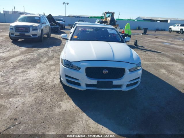 SAJAJ4BV7HA968945 Jaguar Xe 35t Premium