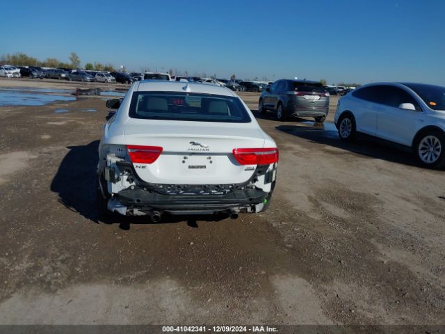 SAJAJ4BV7HA968945 Jaguar Xe 35t Premium