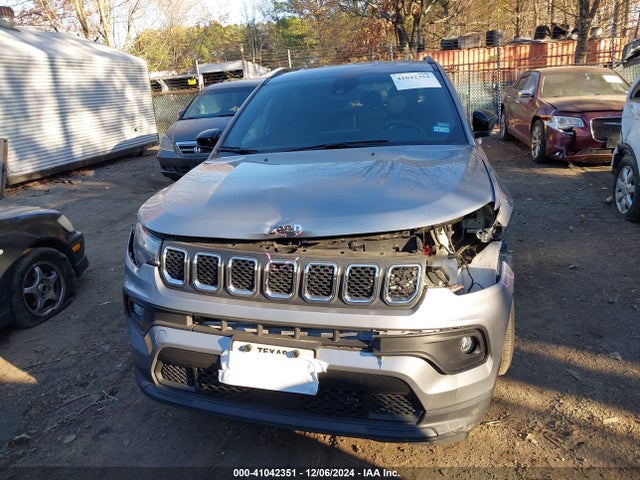 3C4NJDBN8RT603796 Jeep Compass Latitude 4x4