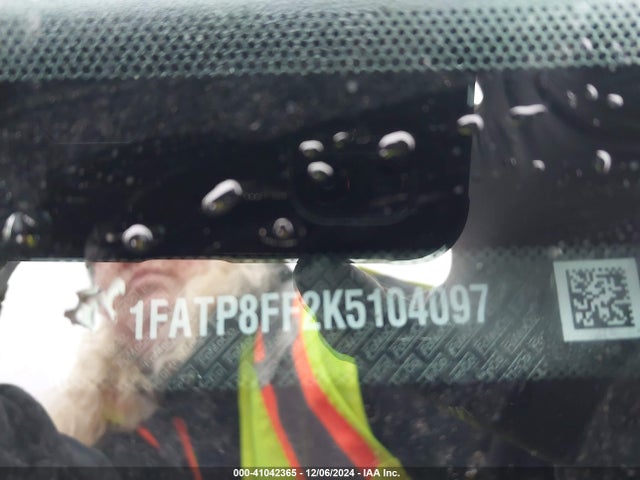 1FATP8FF2K5104097 Ford Mustang Gt Premium