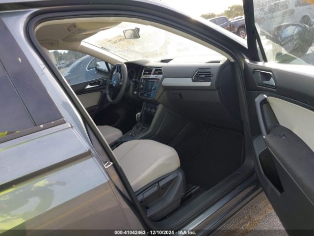 3VV1B7AXXJM023725 Volkswagen Tiguan 2.0t S