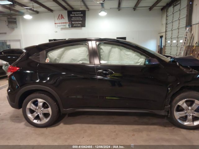 3CZRU6H34KG703977 Honda HR-V LX