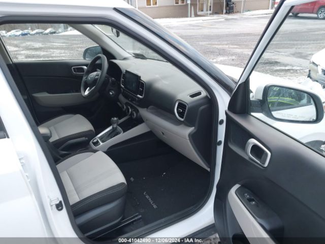 KMHRC8A35LU045157 Hyundai Venue Sel