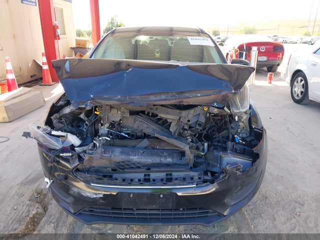Ford FOCUS SE 2018 1FADP3F24JL294869 Image 12
