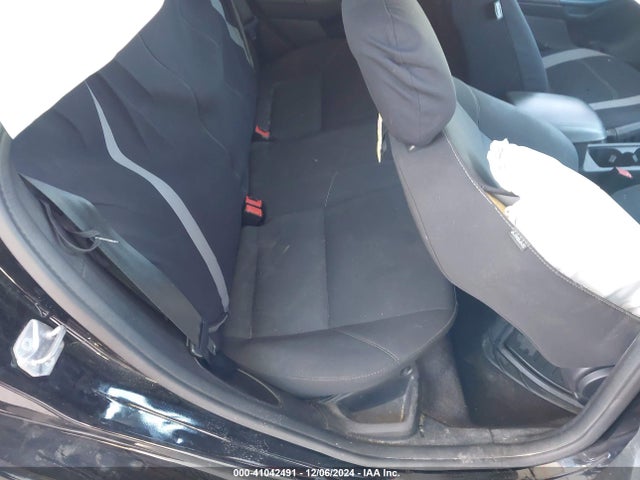 Ford FOCUS SE 2018 1FADP3F24JL294869 Image 8