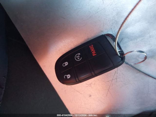 ZACNJBC15KPK12812 Jeep Renegade Trailhawk 4x4