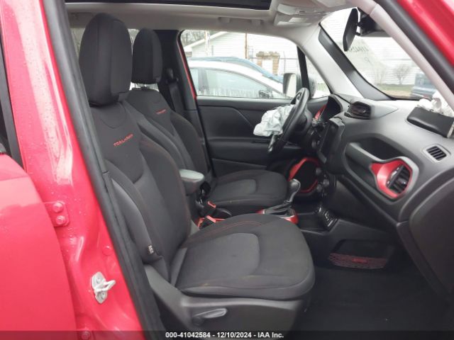 ZACNJBC15KPK12812 Jeep Renegade Trailhawk 4x4