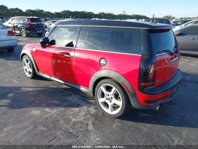 2008 MINI COOPER S CLUBMAN WMWMM335X8TP87447 Photo 2