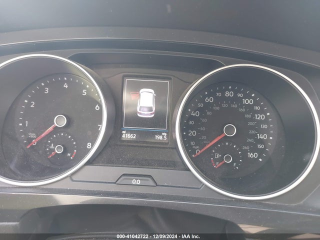 3VV1B7AX7JM125306 Volkswagen Tiguan 2.0t S
