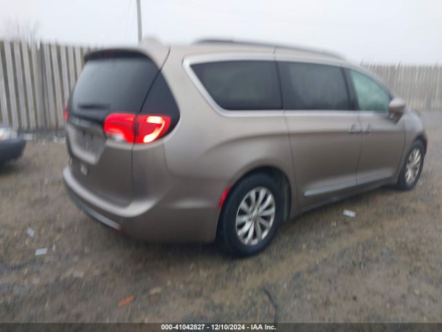 2C4RC1BG9HR823316 Chrysler Pacifica Touring-l