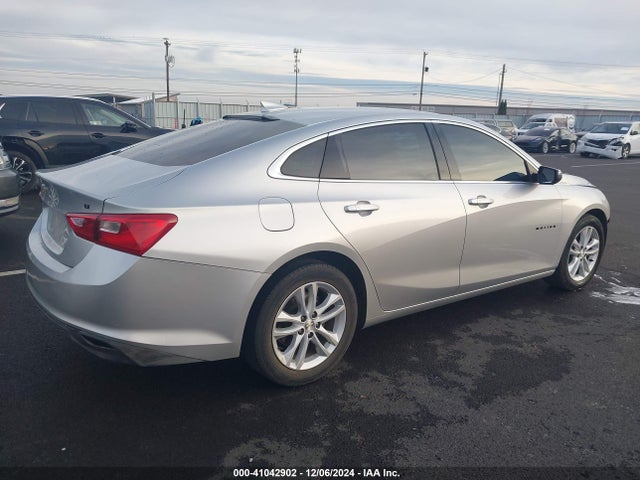 1G1ZD5ST3JF225195 Chevrolet MALIBU LT