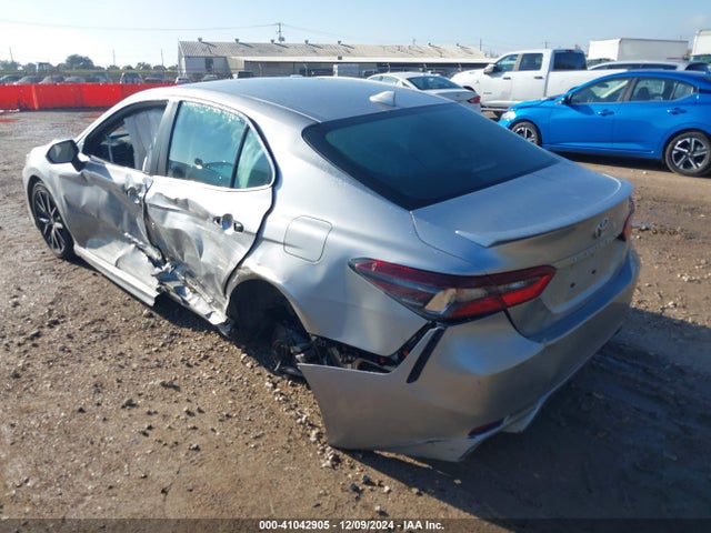 Toyota CAMRY SE 2023 4T1G11AK4PU797403 Image 3
