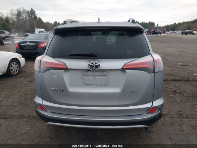 2T3RFREVXHW612650 Toyota Rav4 Xle