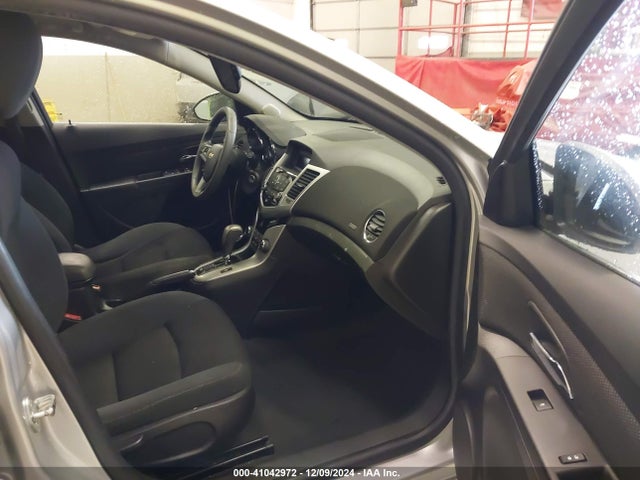 Chevrolet Cruze 1lt Auto 2015 1G1PC5SB1F7261468 Image 5