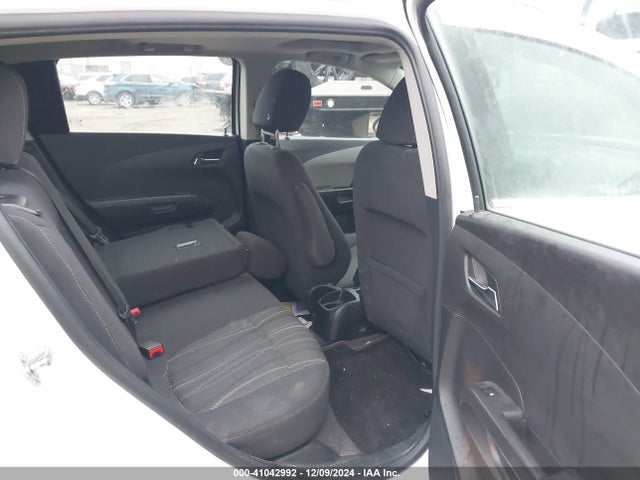 Chevrolet Sonic 2014 1G1JC6EH9E4204107 Image 8