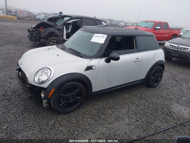 2012 MINI COOPER WMWSU3C55CT261484 Photo 1